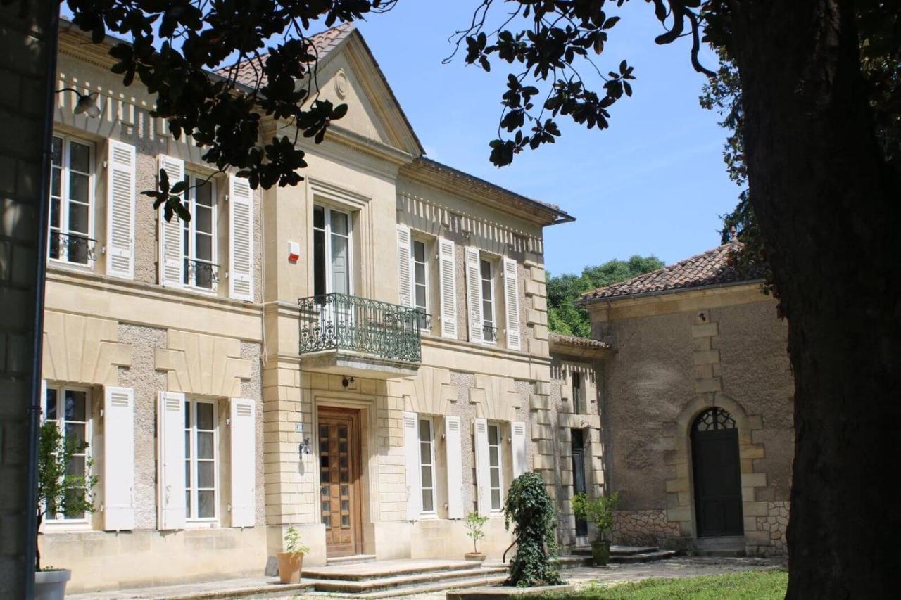 Malis Castera Le Petit Chateau Saint-Jean-de-Blaignac Bagian luar foto